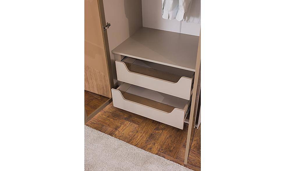 Taura Bedroom