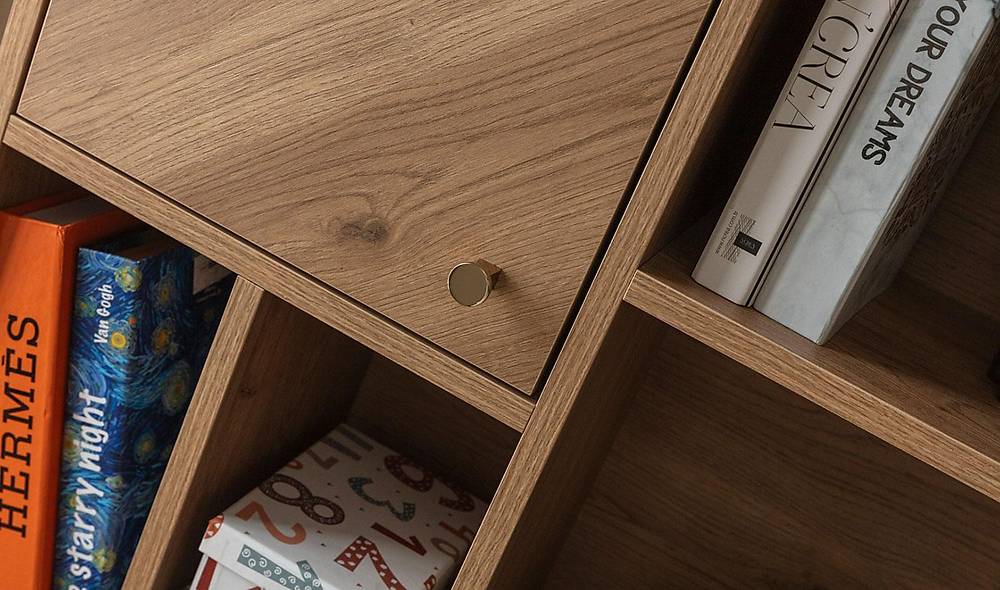 Marvin Study Desk