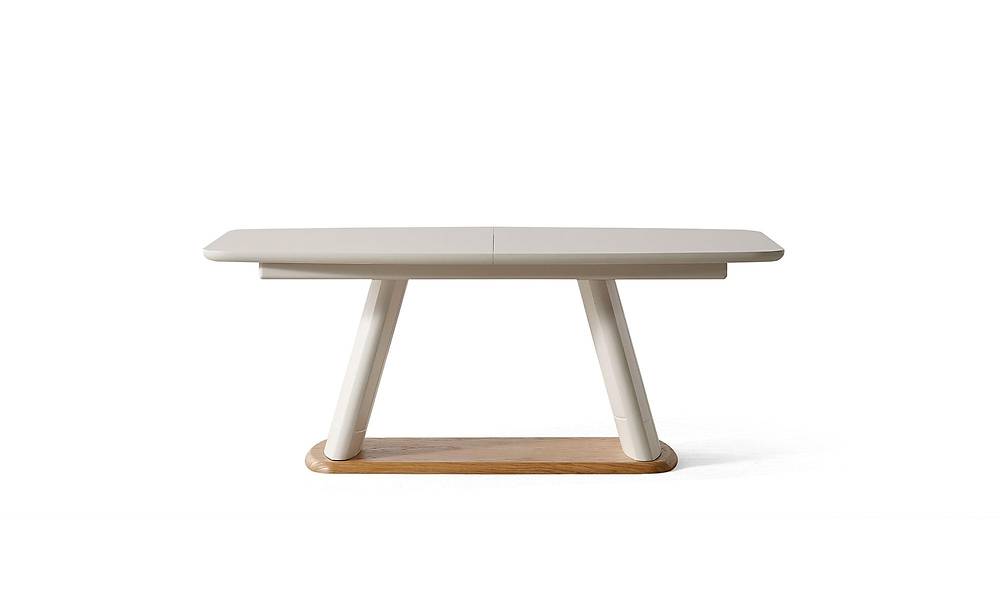 Wolke Dining Table Set