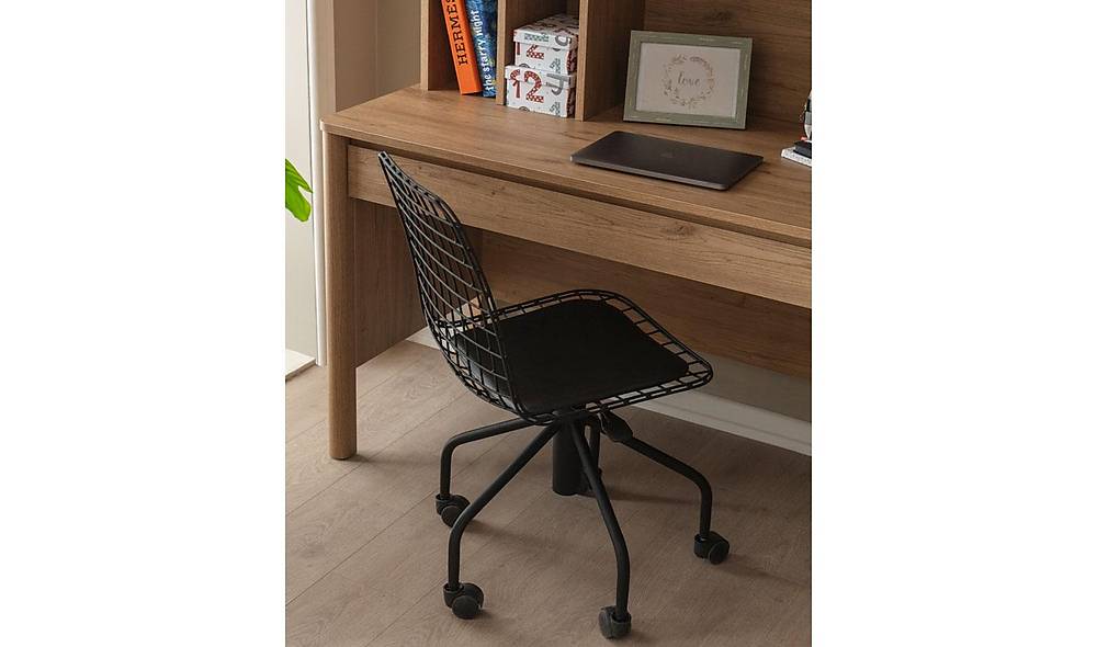 Marvin Study Desk