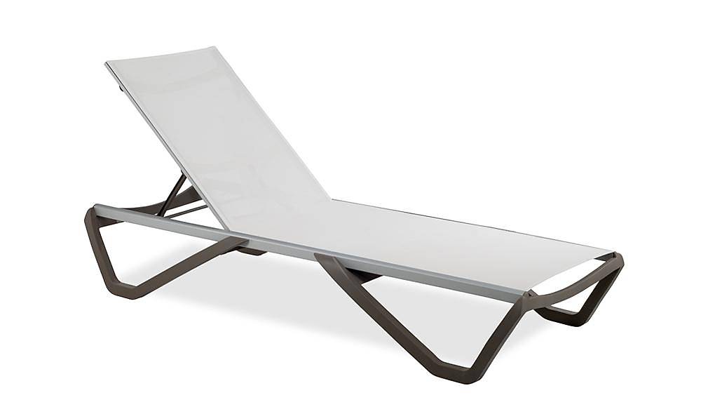 Wave Sunbed 1 Piece