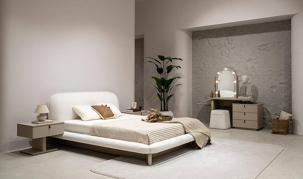Latte Base Bedroom - 6 Door