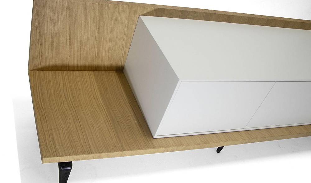Antares Tv Stand