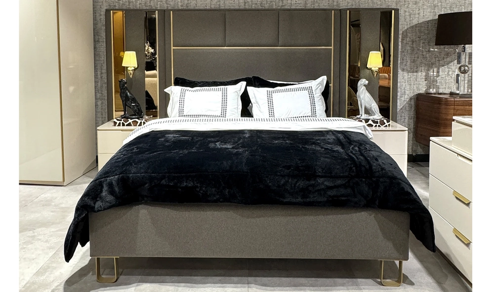 Kbrs Corner Bedroom