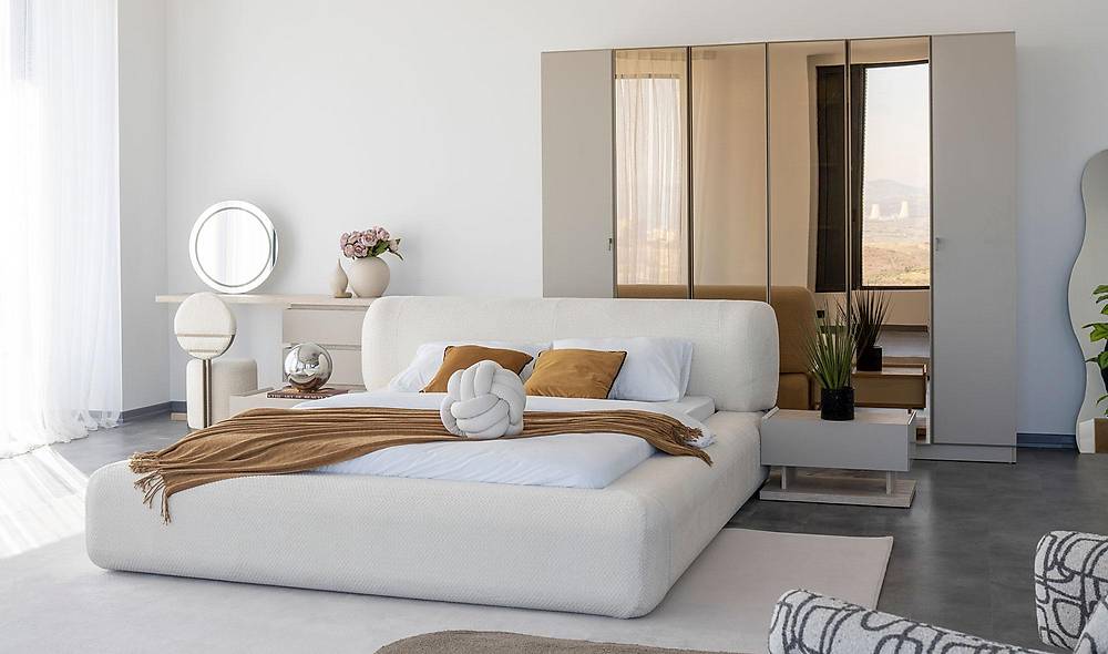 Levante Base Bedroom