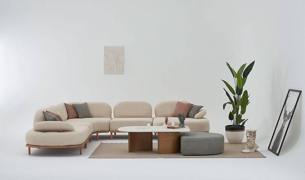 Ornate Corner Set