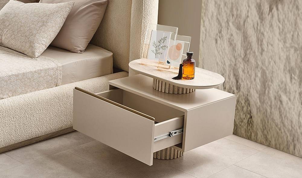 Ramires Bedstead and Headboard