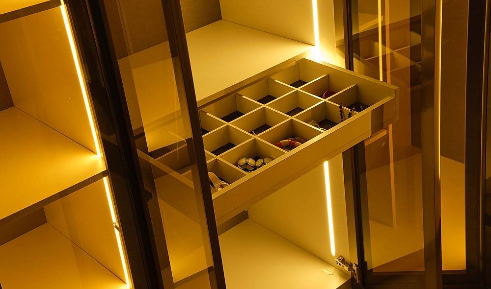Solit Wardrobe - Corner Wardrobe