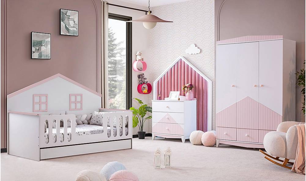 Pearl Montessori Teen Room