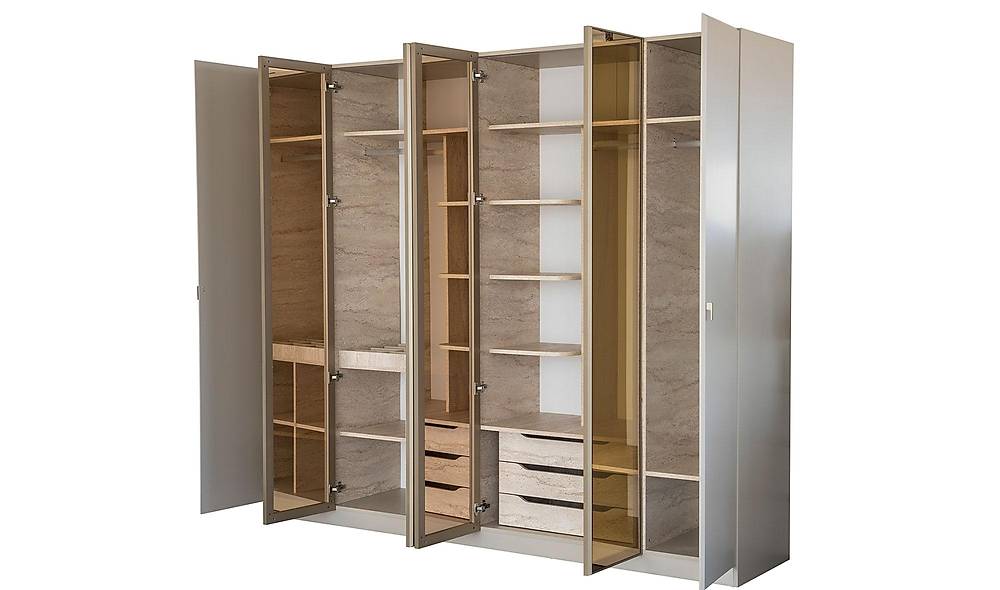 Levante Base Bedroom