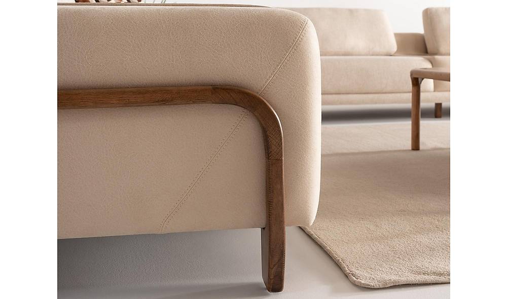 Laila Sofa - With Table