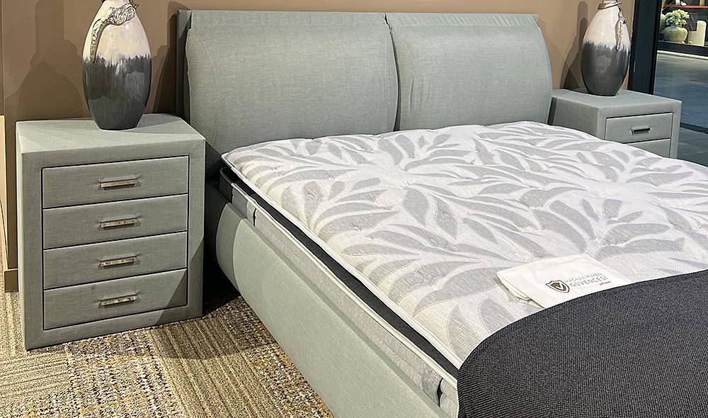 Yatsan Priviledge Nightstand - Mint