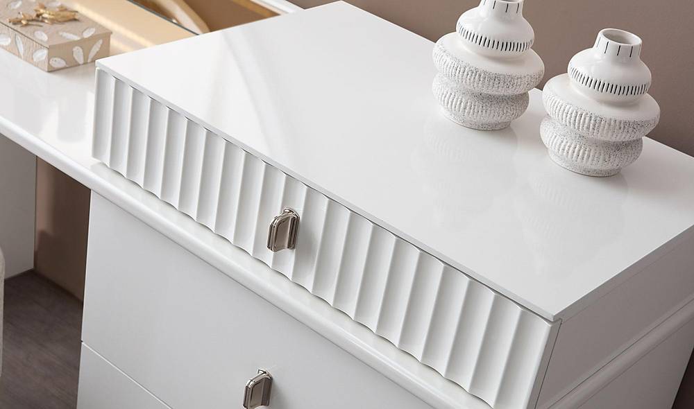 Nexus Dresser