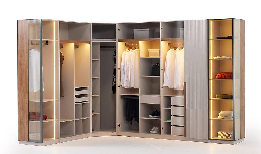 Fox Bedroom with Base - Corner Wardrobe