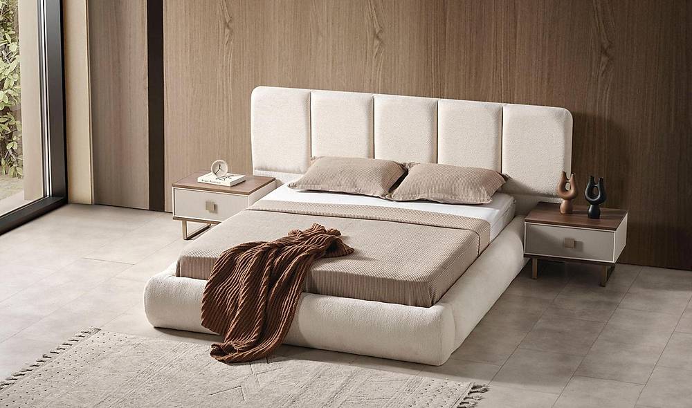 Karte Base Bedroom