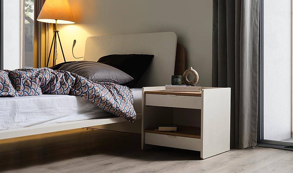 Moderno Teen Room - 3 Door Mirrored