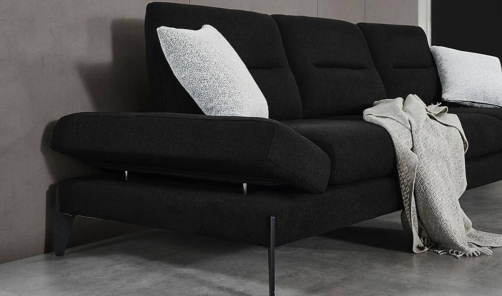 Arna Sofa Set
