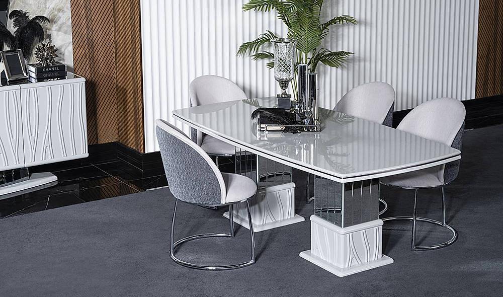 Voga Luxury Dining Room