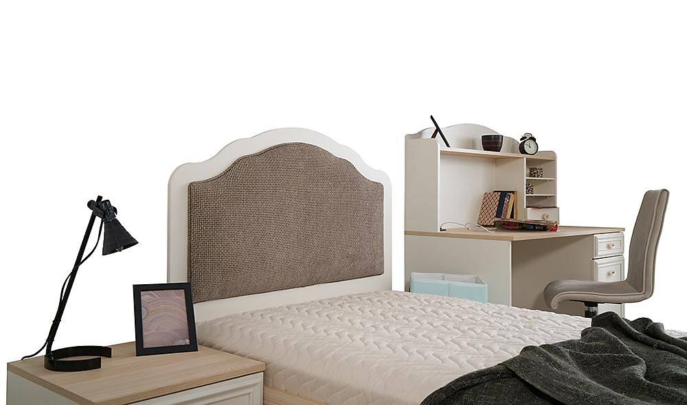 Tloft Teen Room