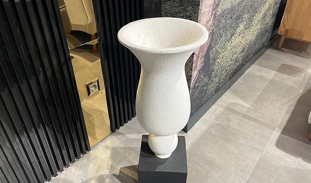 Single White Flower Pot - Small Size