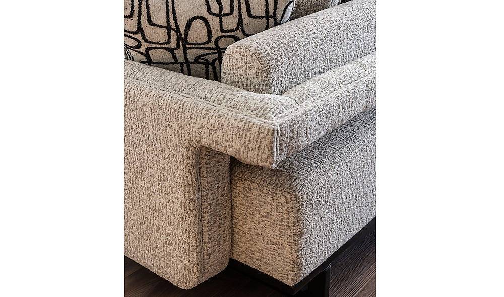 Liva Sofa