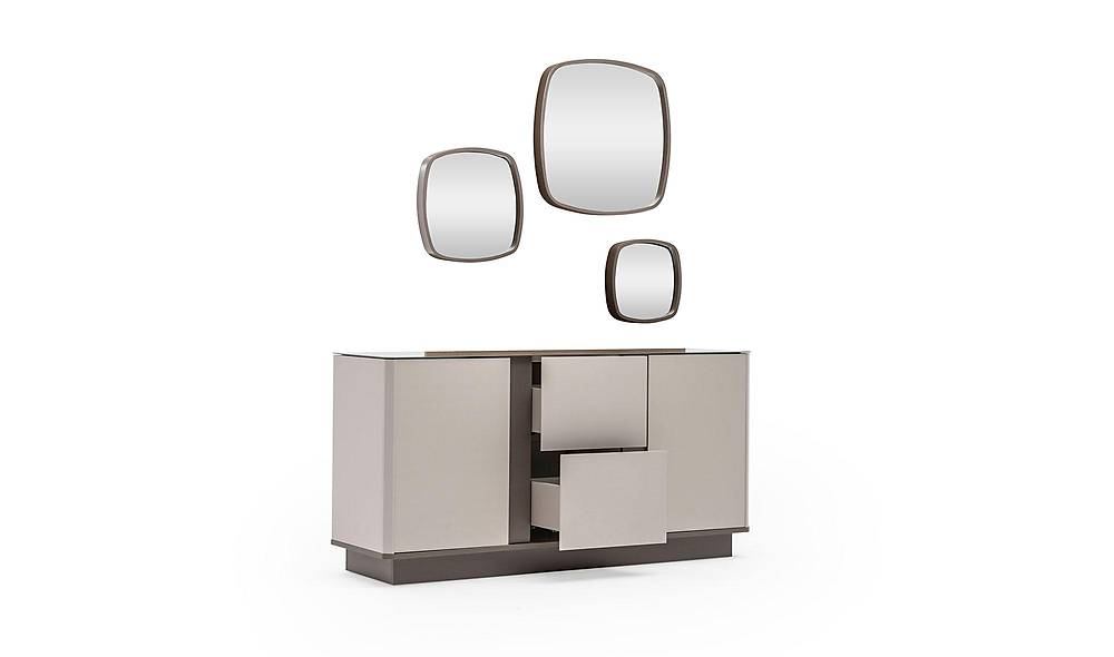 Quantum Dresser