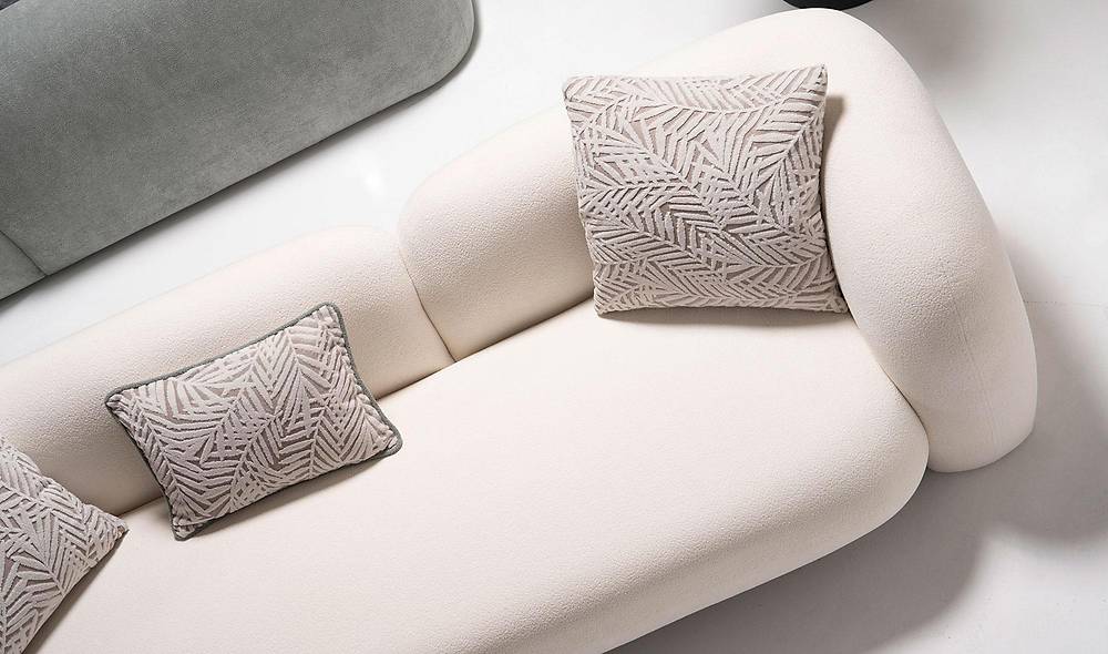 Nevena Sofa Set