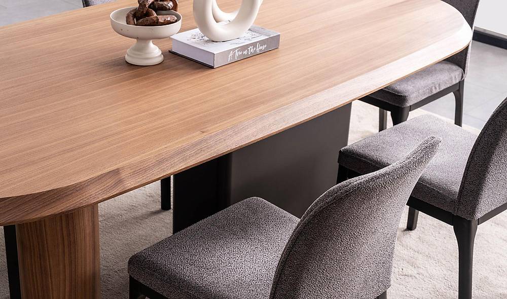 Helinya Dining Table Set