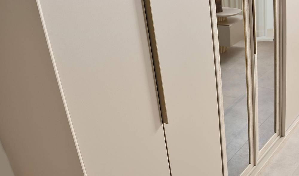 Ramires 6 Door Wardrobe