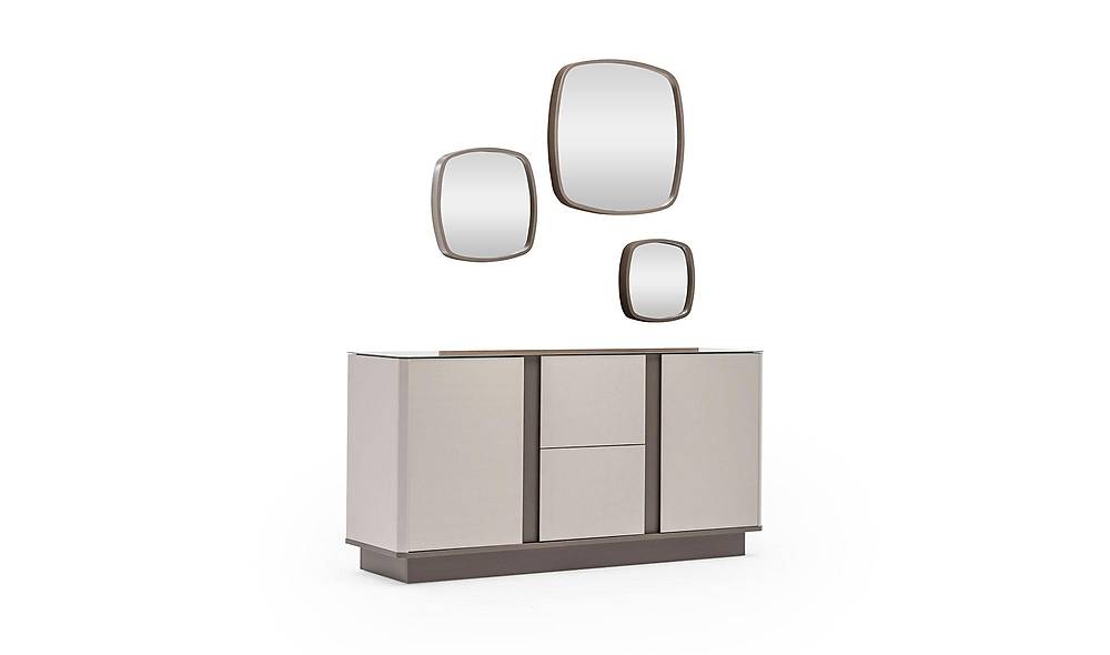 Quantum Dresser