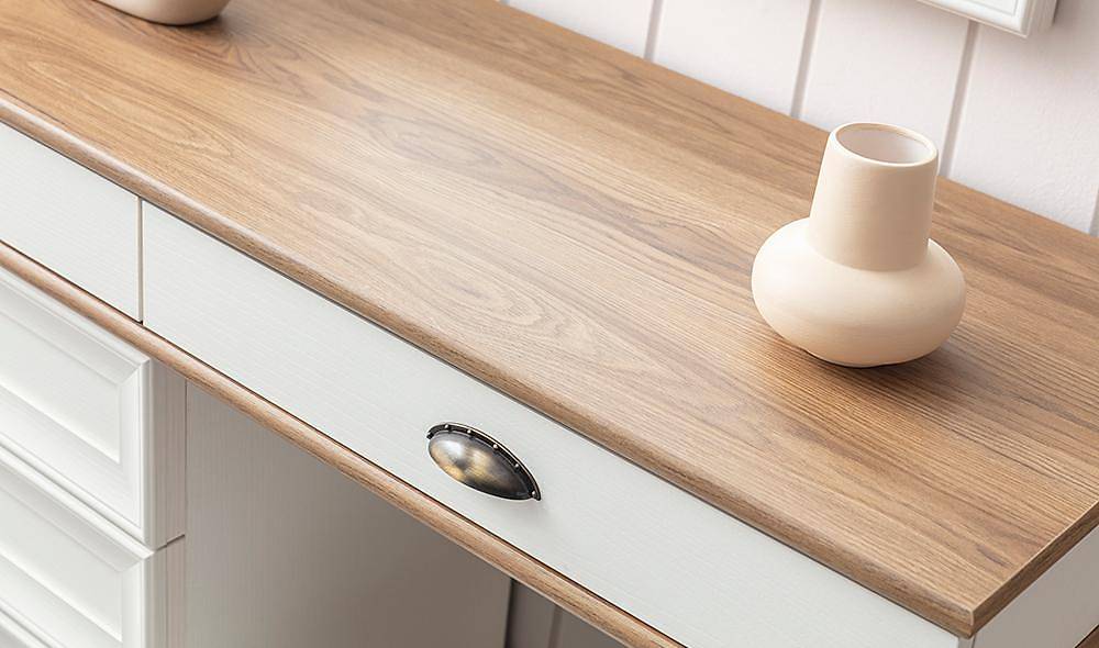 Bade Dresser