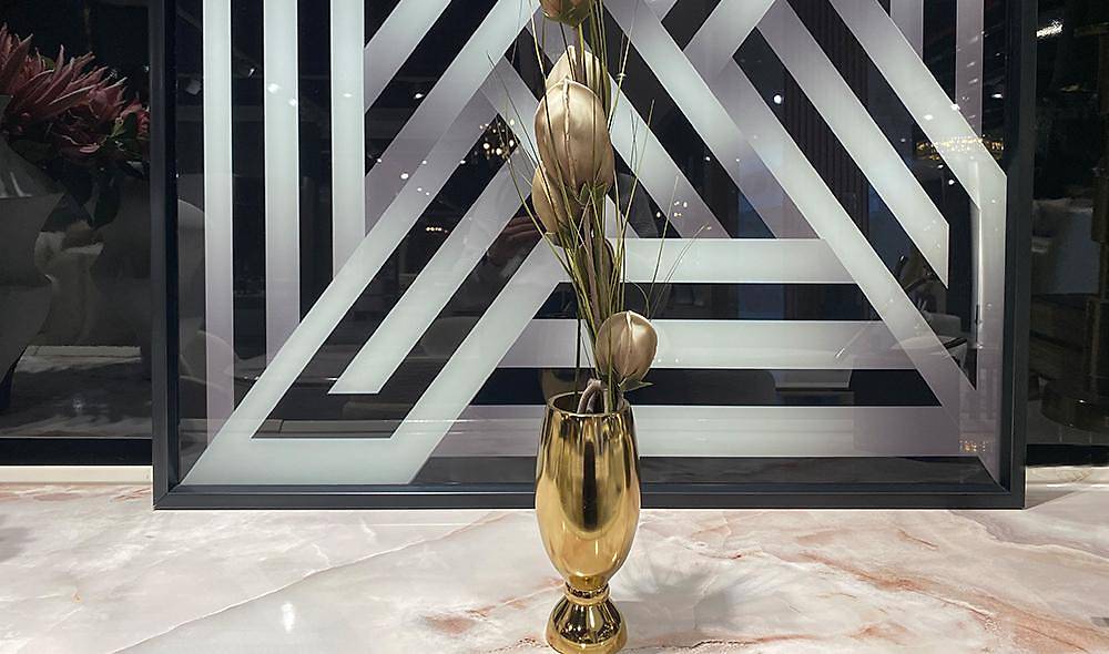 Shiny Gold Vase
