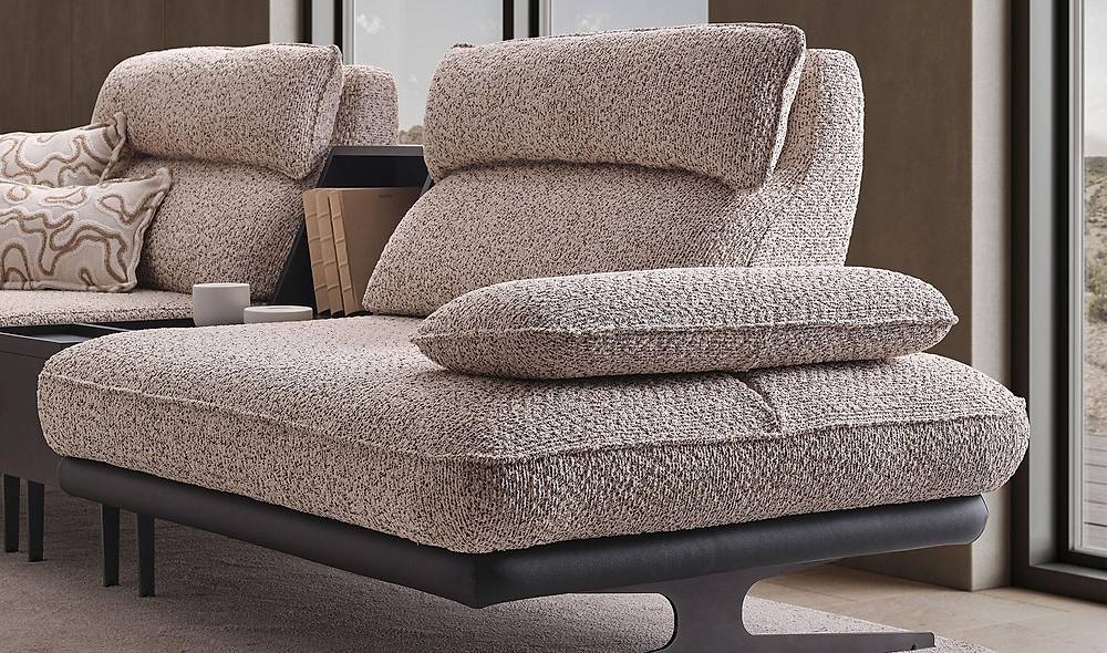 Tinase Sofa Set
