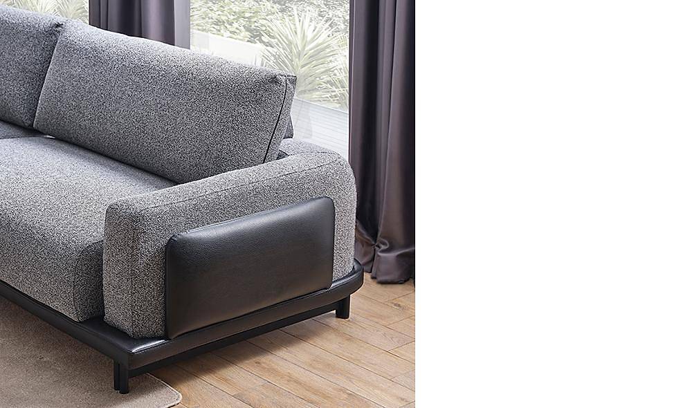 Gusto Sofa Set
