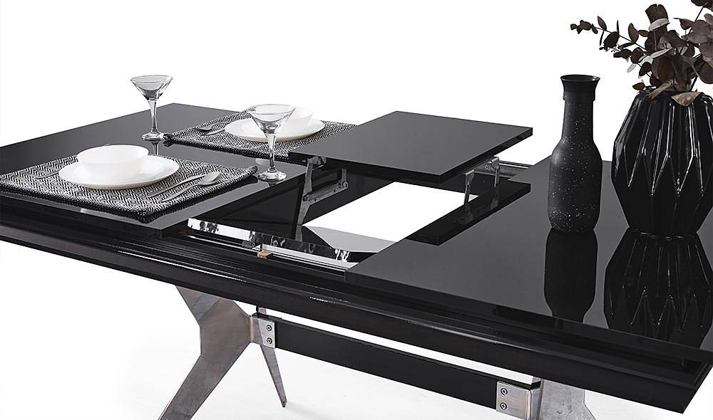 Clara Black Silver Dining Room
