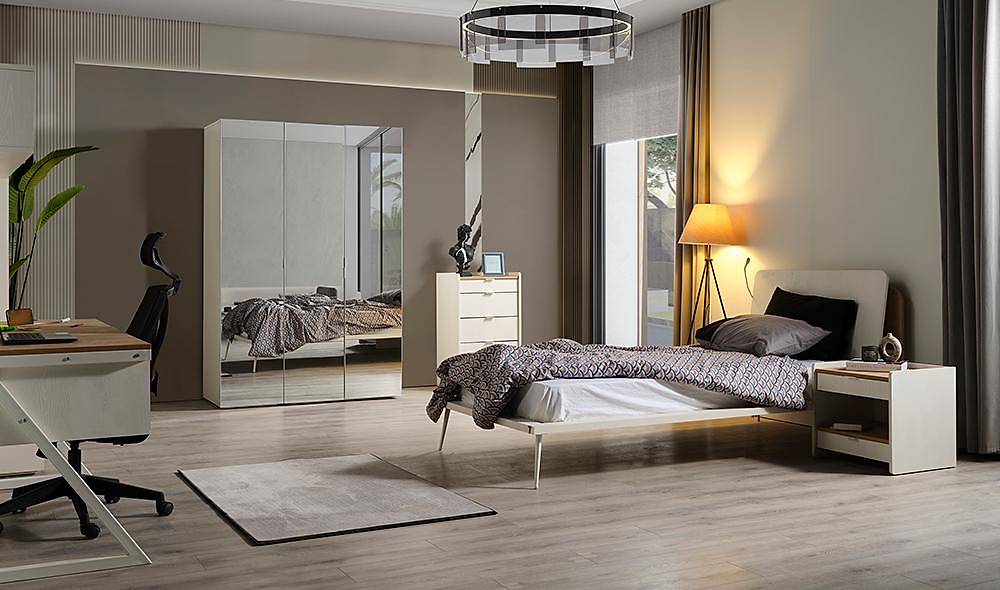 Moderno Teen Room - 3 Door Mirrored