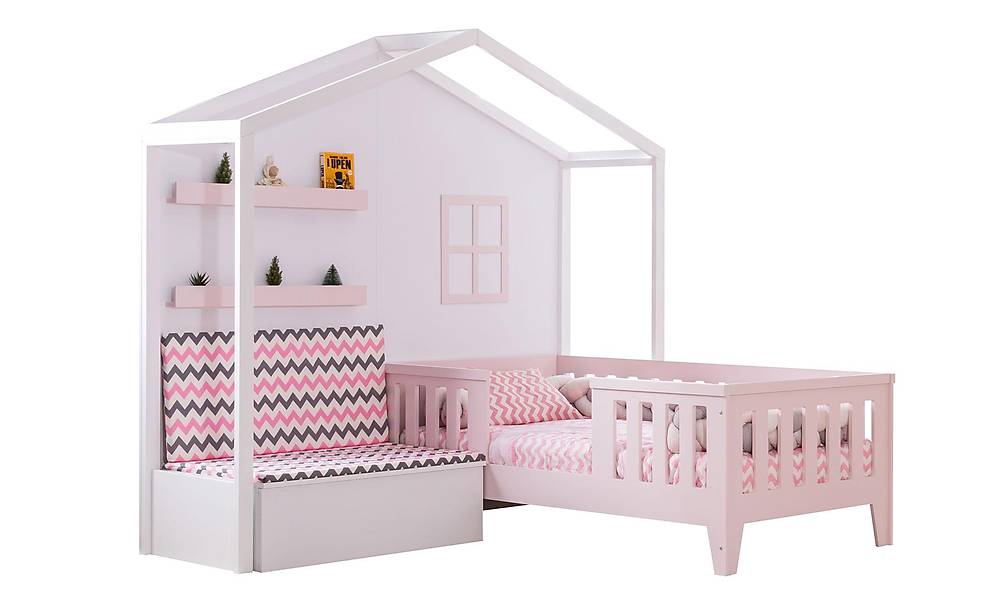 Kumru Montessori Teen Room
