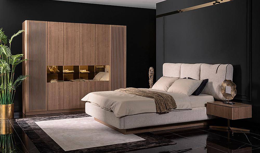 Leonard Bedroom