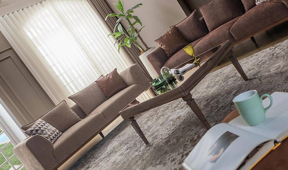 Lova Sofa Set