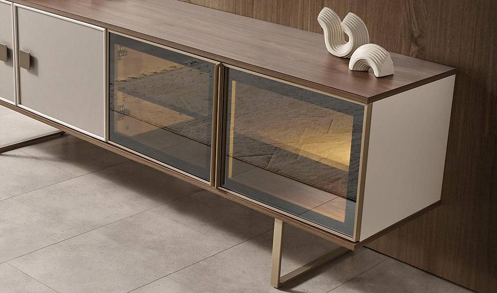 Karte Tv Stand
