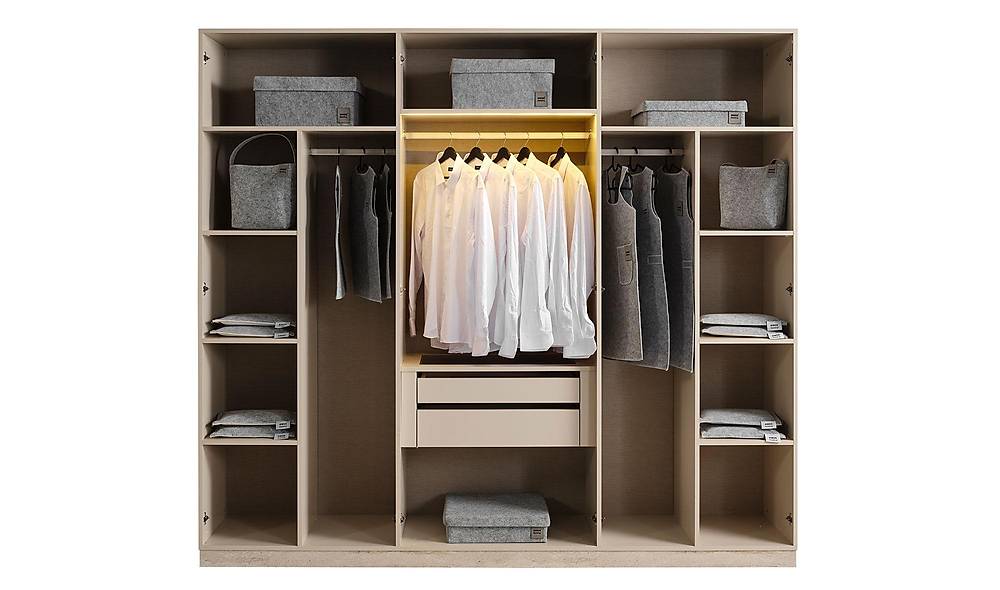 Oliver 6 Door Wardrobe - Glass Lid