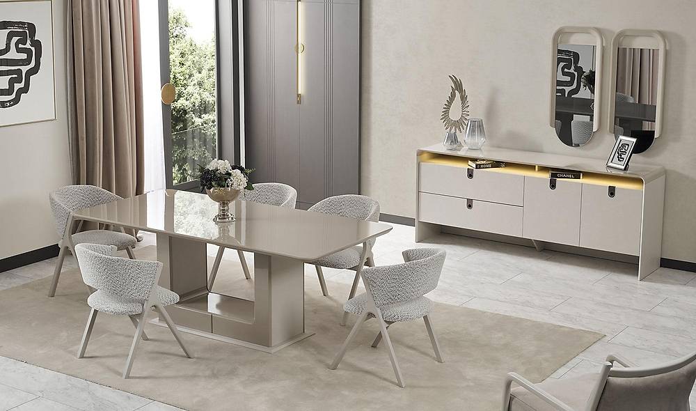 Mistral Dining Room