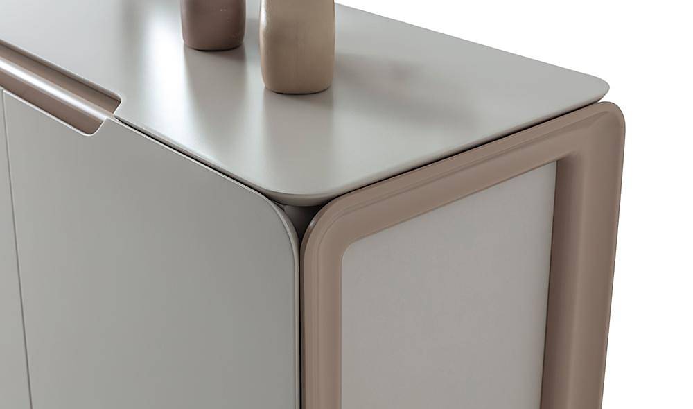 İnnova Console
