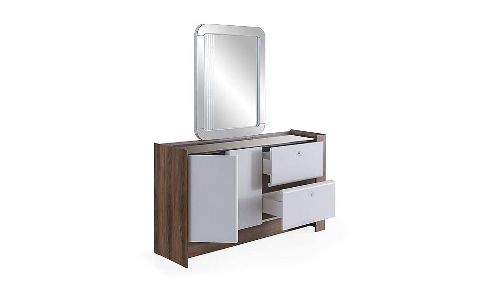 Sentinus Dresser