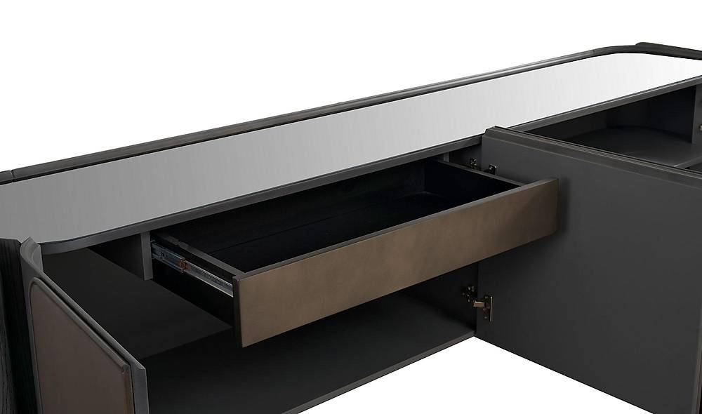 Mathilda Console