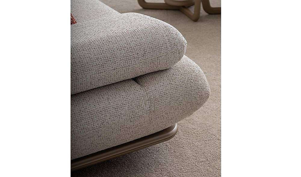 Nugare Sofa Set