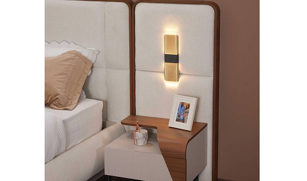 Fox Bedroom with Base - Corner Wardrobe