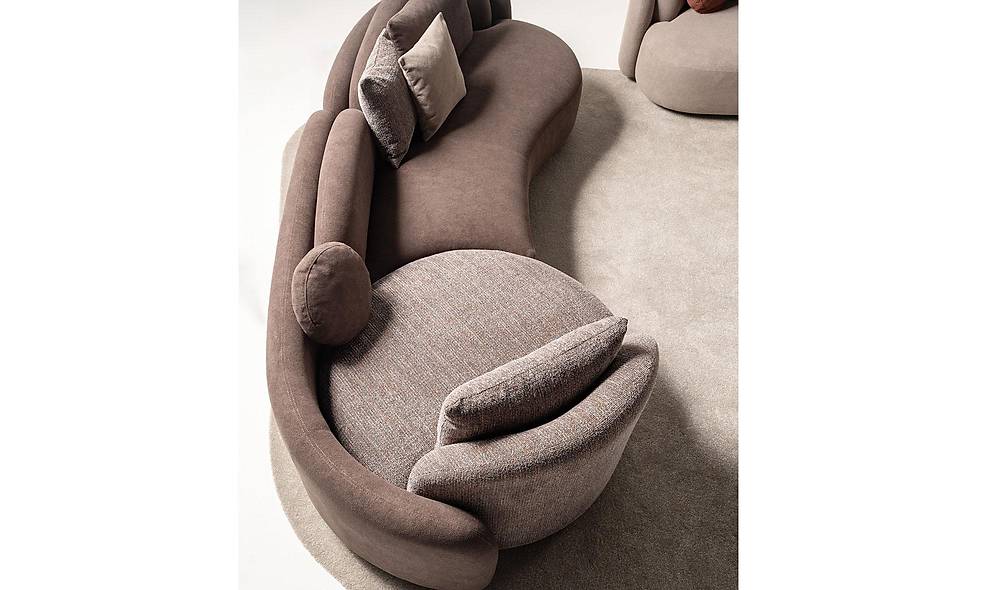 Letonya Sofa Set