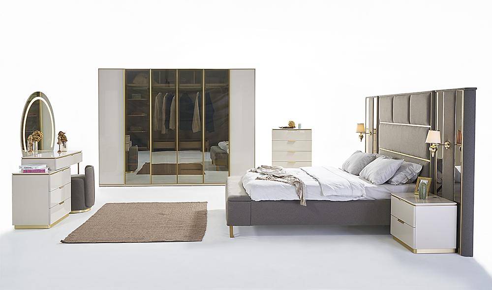 Kbrs Corner Bedroom