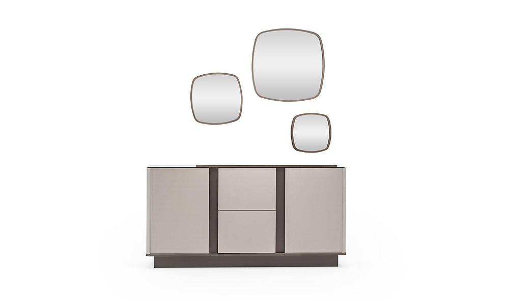 Quantum Dresser